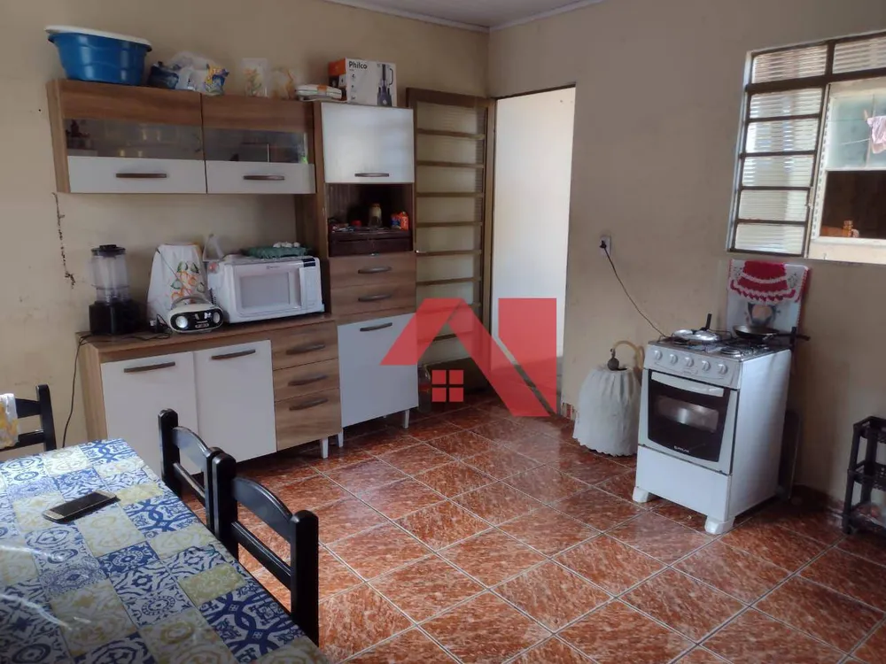 Casa, 3 quartos, 137 m² - Foto 2