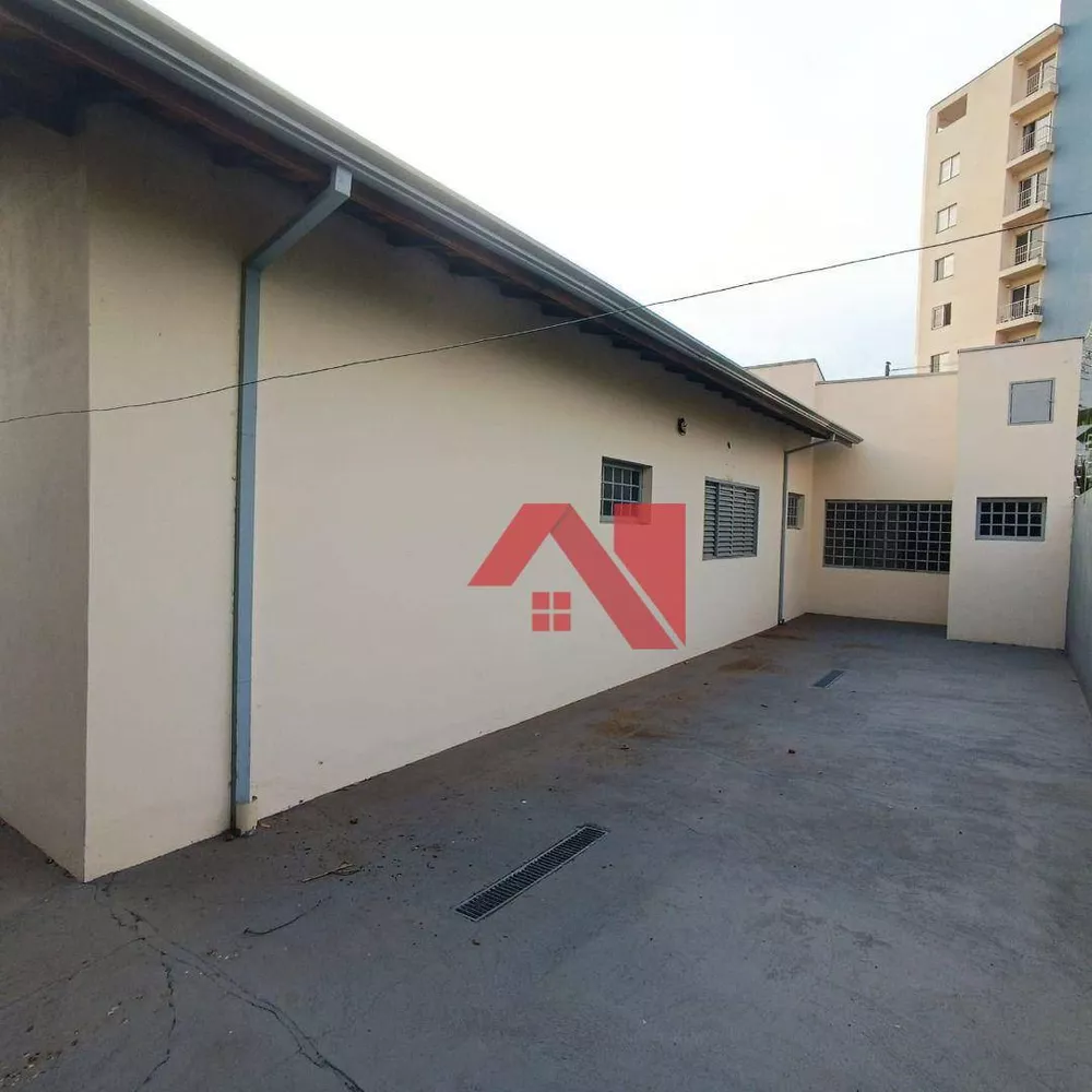 Casa à venda com 3 quartos, 200m² - Foto 4