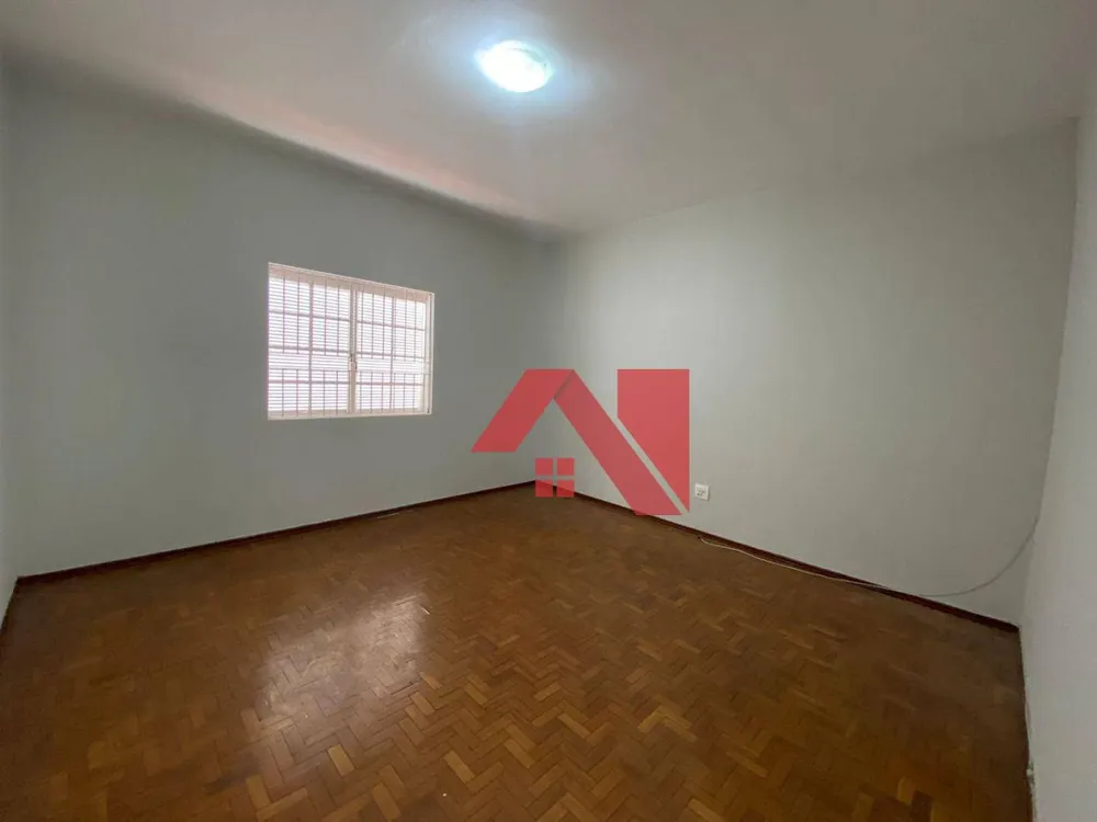 Casa, 3 quartos, 250 m² - Foto 4