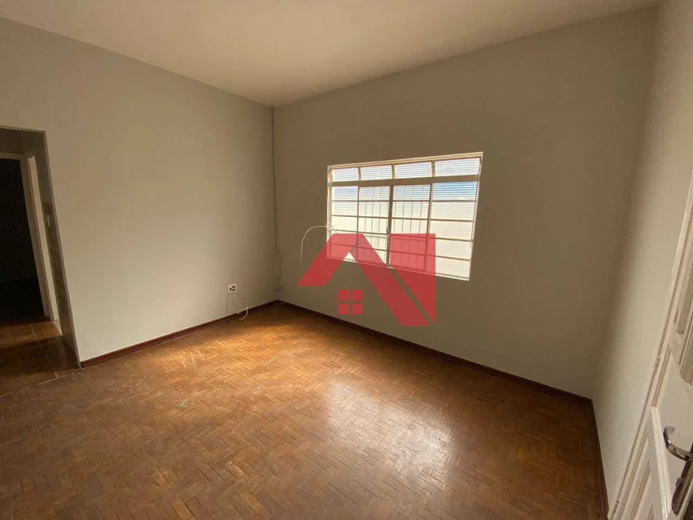 Casa, 3 quartos, 250 m² - Foto 7