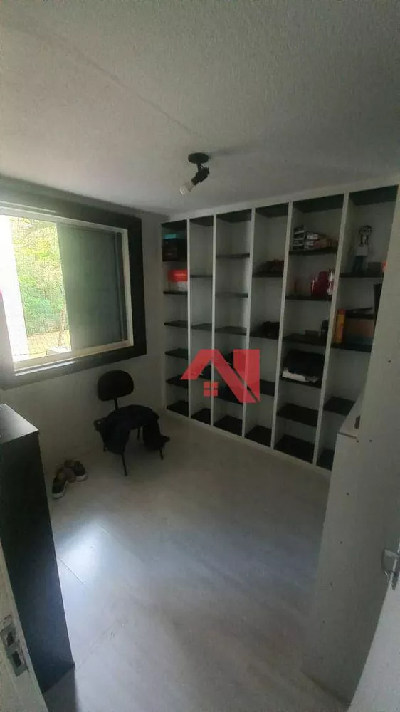 Apartamento à venda com 2 quartos, 46m² - Foto 2