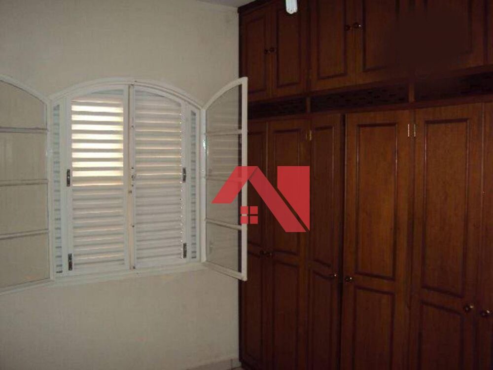 Casa, 3 quartos, 190 m² - Foto 2