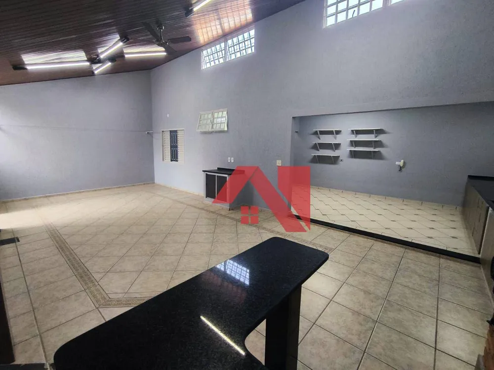 Casa, 3 quartos, 218 m² - Foto 9