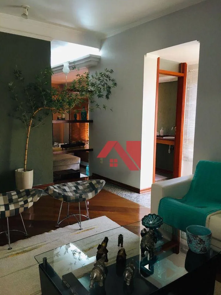 Casa, 3 quartos, 302 m² - Foto 2