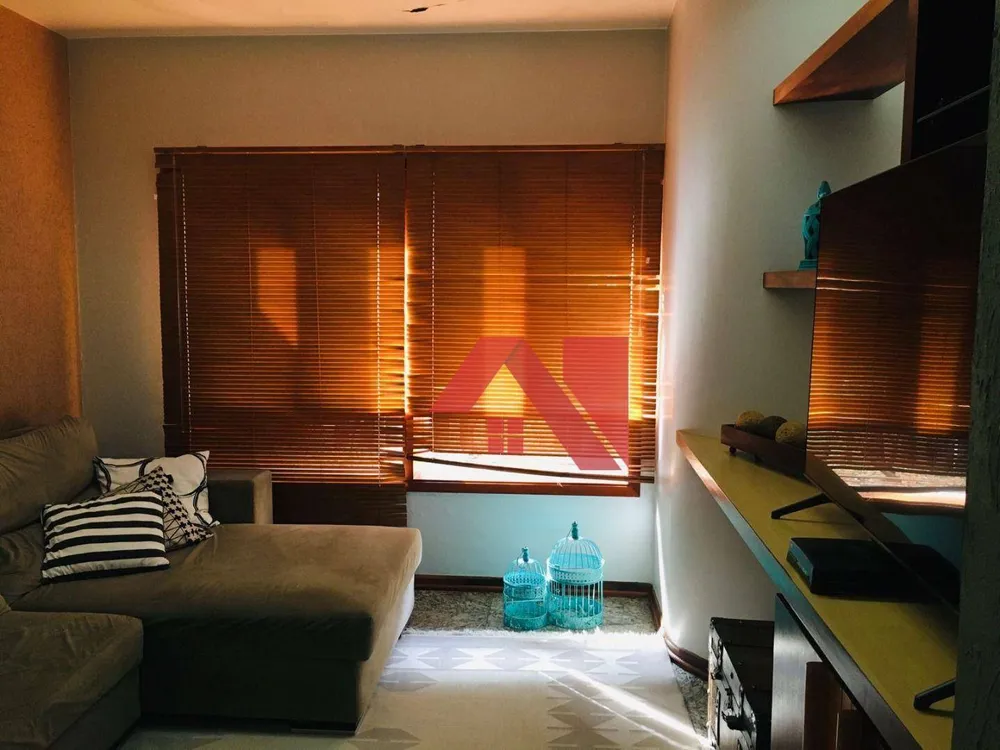 Casa, 3 quartos, 302 m² - Foto 3