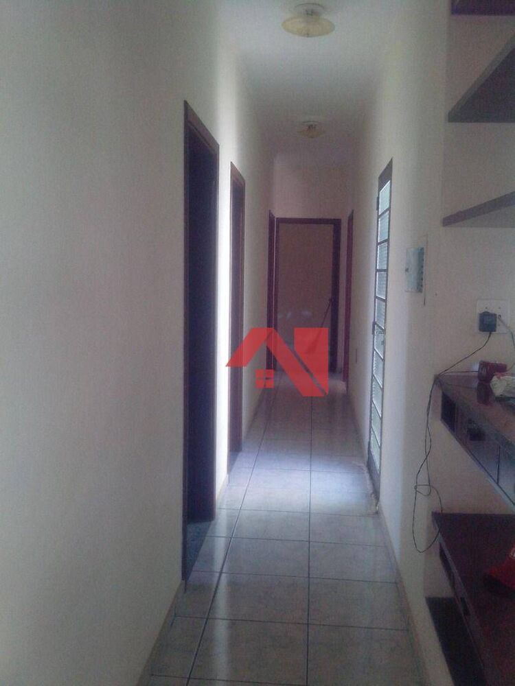 Casa, 3 quartos, 140 m² - Foto 1