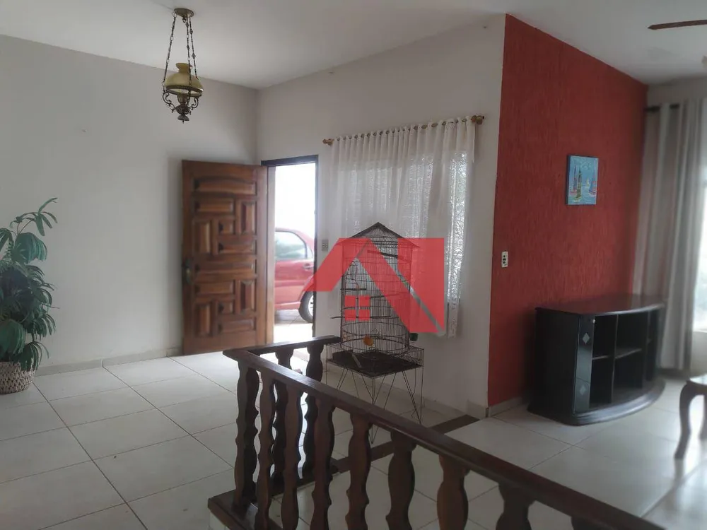 Casa, 3 quartos, 186 m² - Foto 1