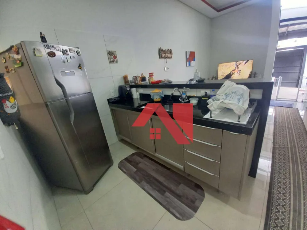 Casa, 2 quartos, 62 m² - Foto 1