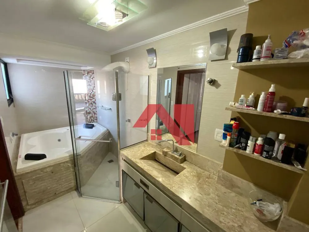 Apartamento, 3 quartos, 208 m² - Foto 2