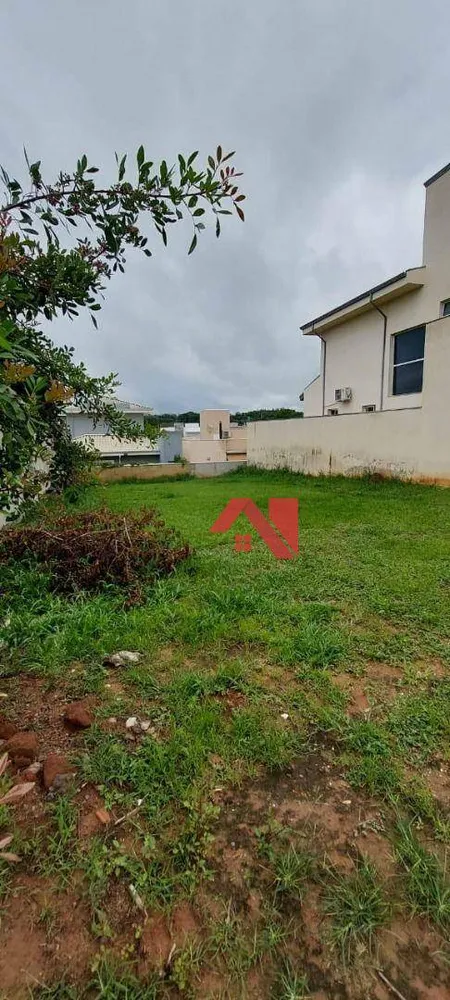 Loteamento e Condomínio, 300 m² - Foto 1