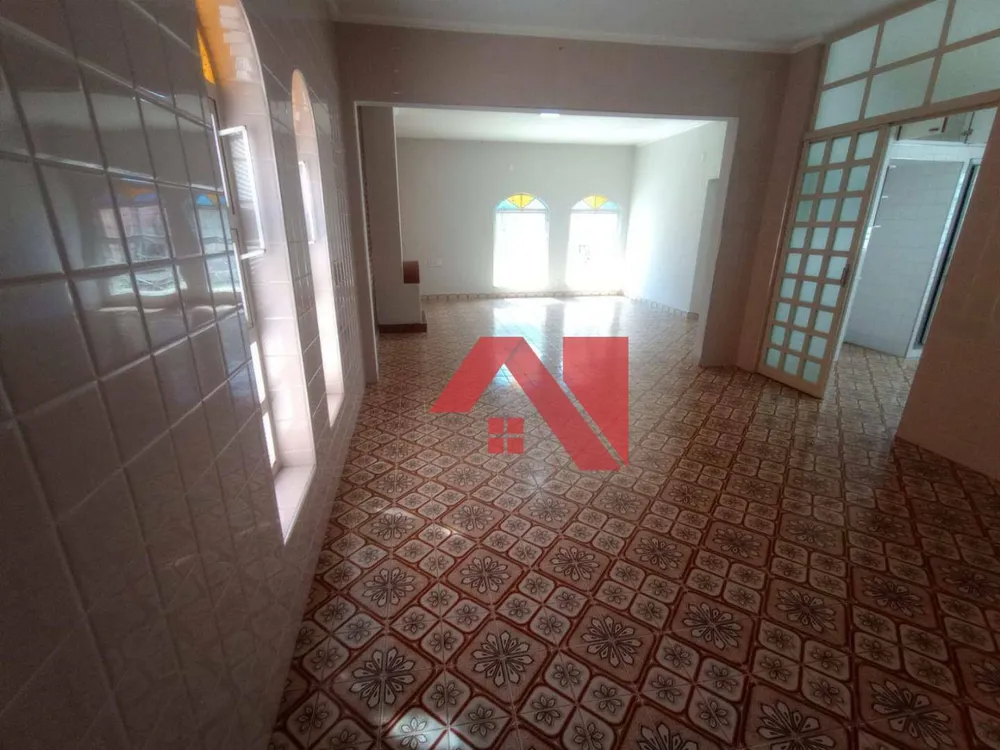 Casa, 3 quartos, 218 m² - Foto 15