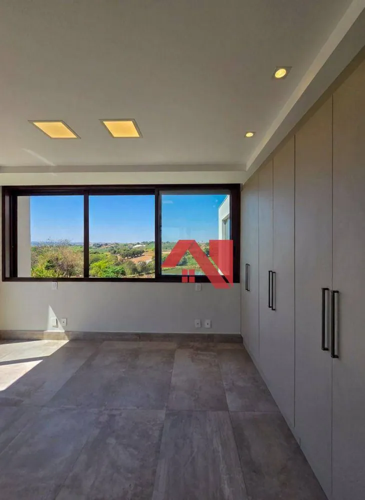Sobrado, 3 quartos, 251 m² - Foto 2