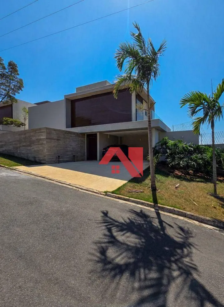 Sobrado, 3 quartos, 251 m² - Foto 1