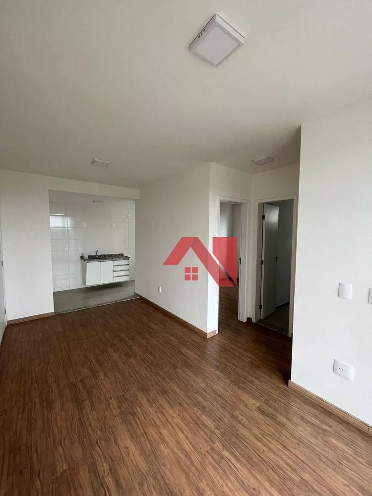 Apartamento à venda com 2 quartos, 55m² - Foto 2