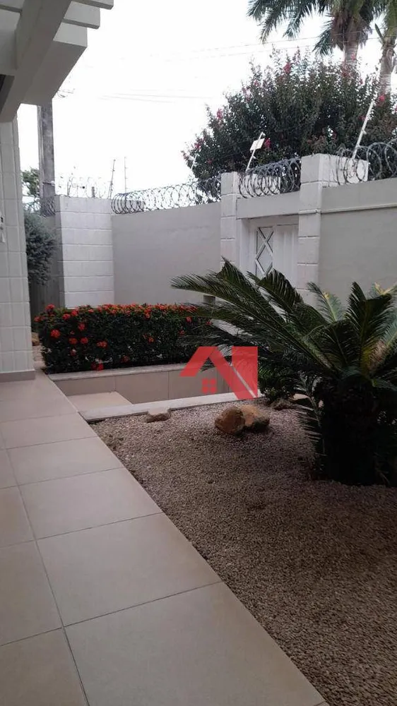 Casa, 4 quartos, 295 m² - Foto 4