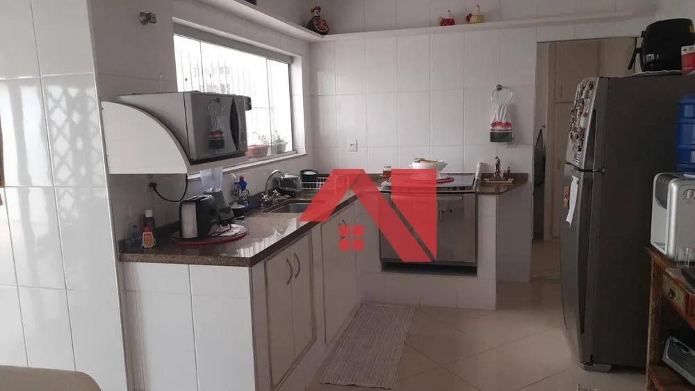 Casa, 4 quartos, 295 m² - Foto 11