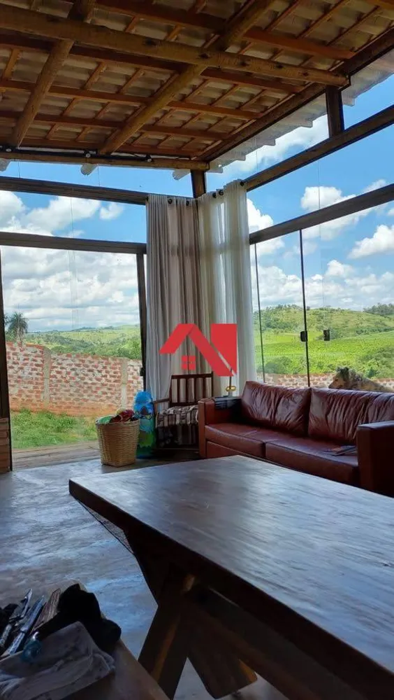 Chácara, 2 quartos, 1500 m² - Foto 1