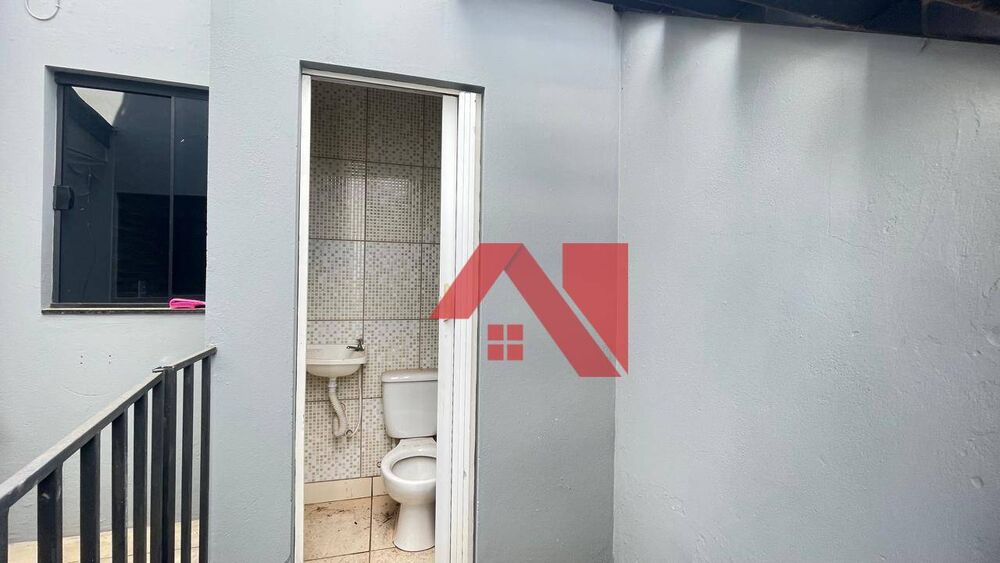 Casa, 4 quartos, 177 m² - Foto 1