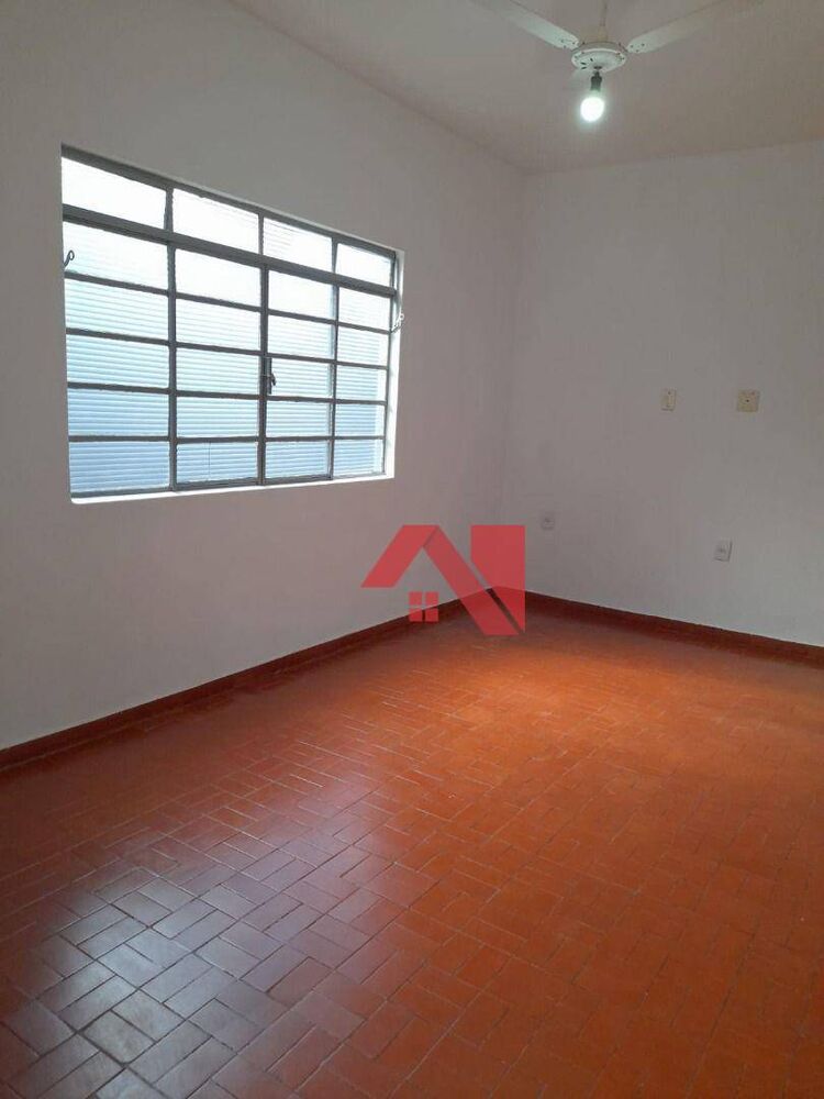 Casa, 3 quartos, 167 m² - Foto 1