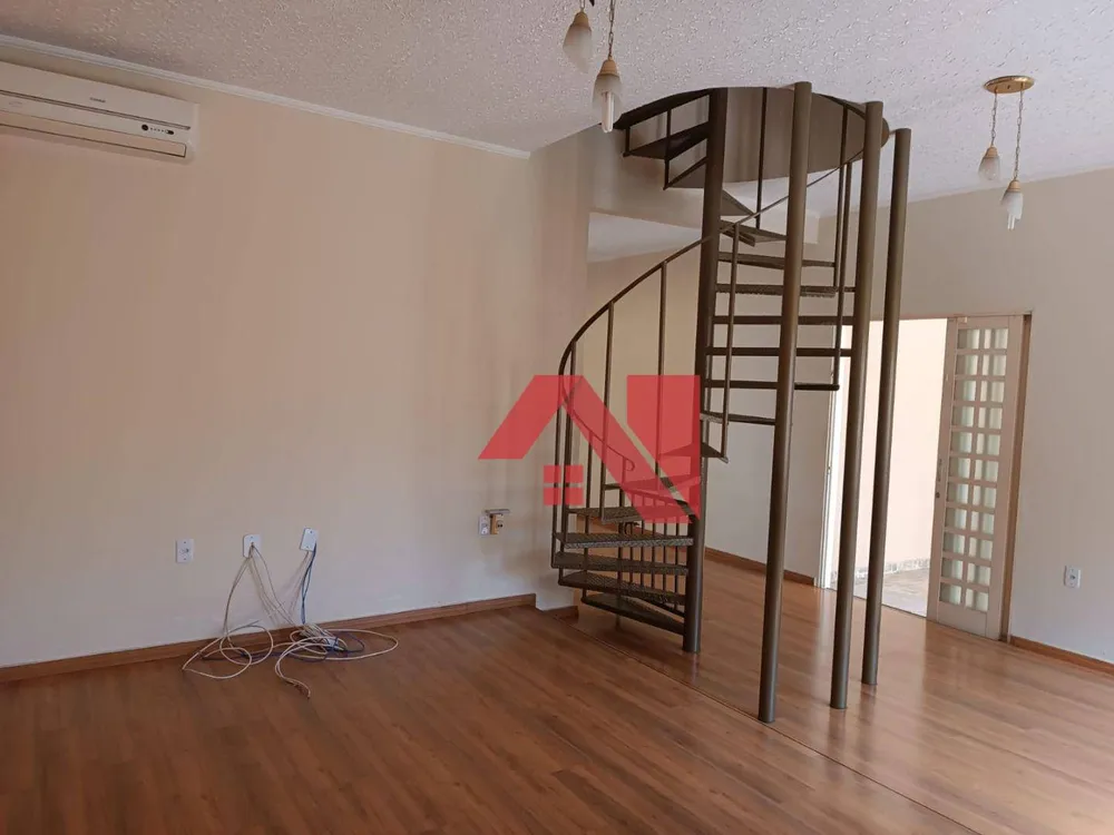 Casa, 3 quartos, 250 m² - Foto 12
