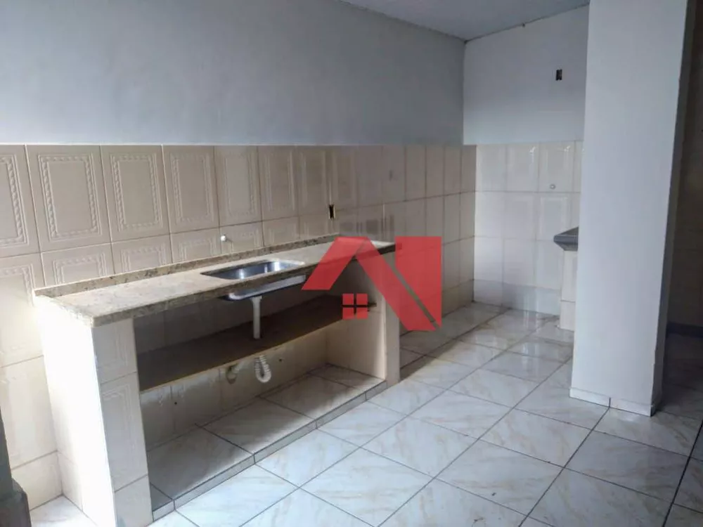 Casa à venda com 3 quartos, 93m² - Foto 3