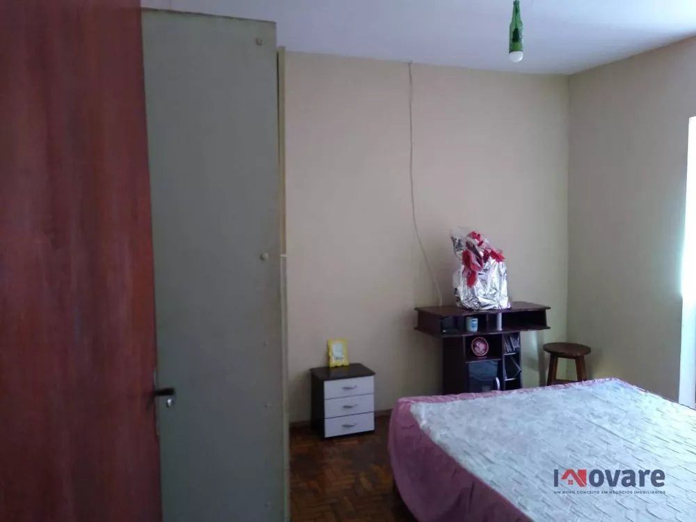 Casa à venda com 3 quartos, 100m² - Foto 4