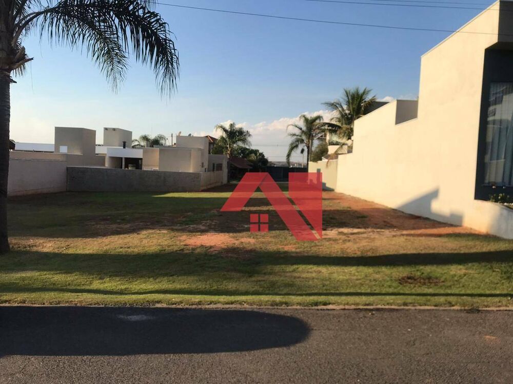 Loteamento e Condomínio, 338 m² - Foto 1