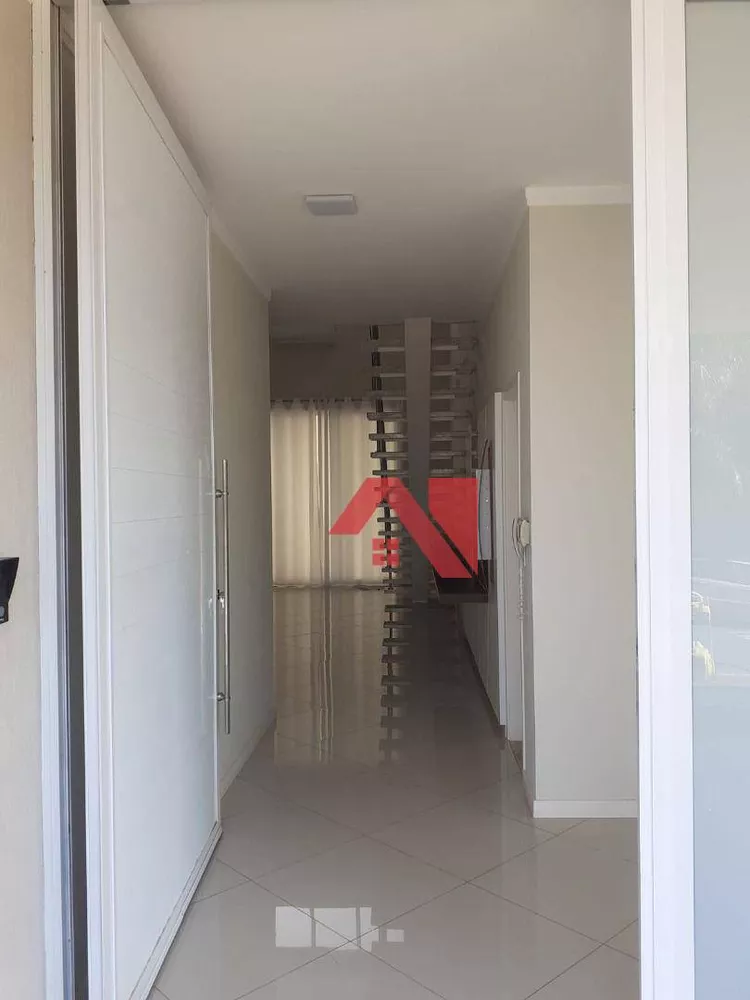 Sobrado para alugar com 3 quartos, 340m² - Foto 3