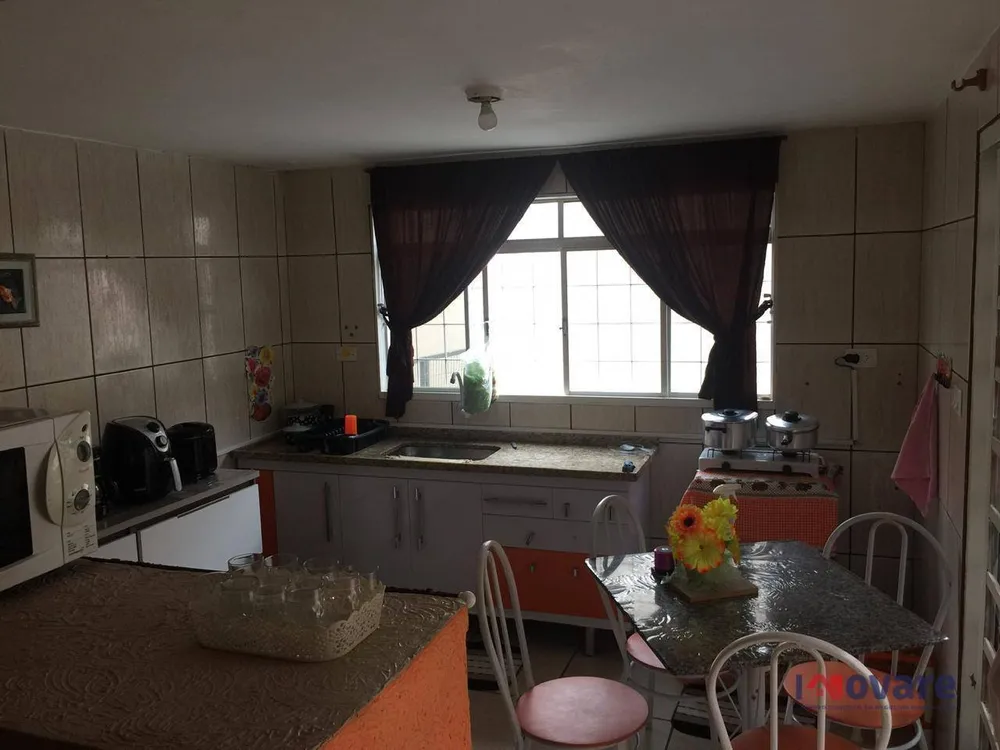 Sobrado, 2 quartos, 268 m² - Foto 1
