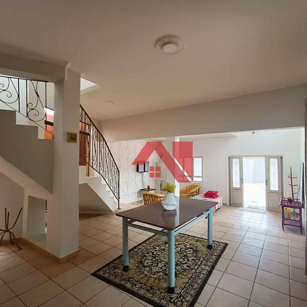 Chácara, 3 quartos, 502 m² - Foto 3