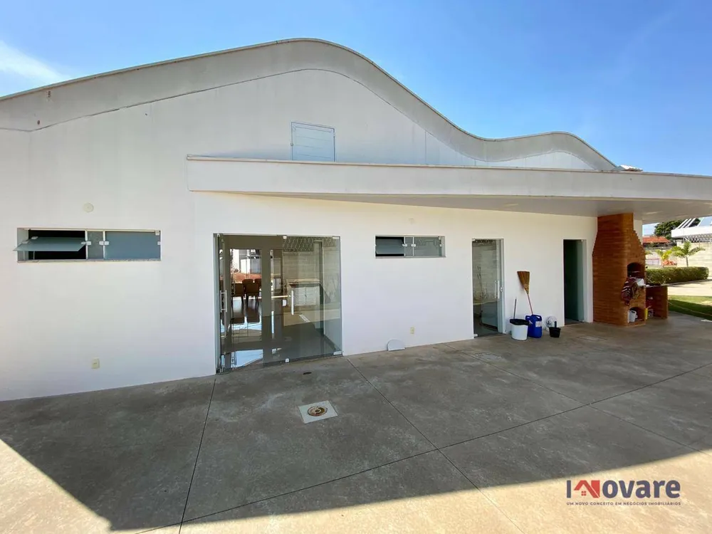 Loteamento e Condomínio, 300 m² - Foto 1