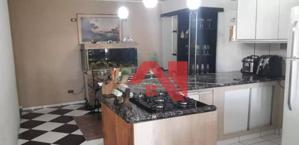 Sobrado, 3 quartos, 259 m² - Foto 4