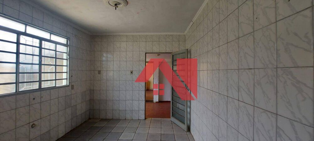 Casa, 3 quartos, 180 m² - Foto 3