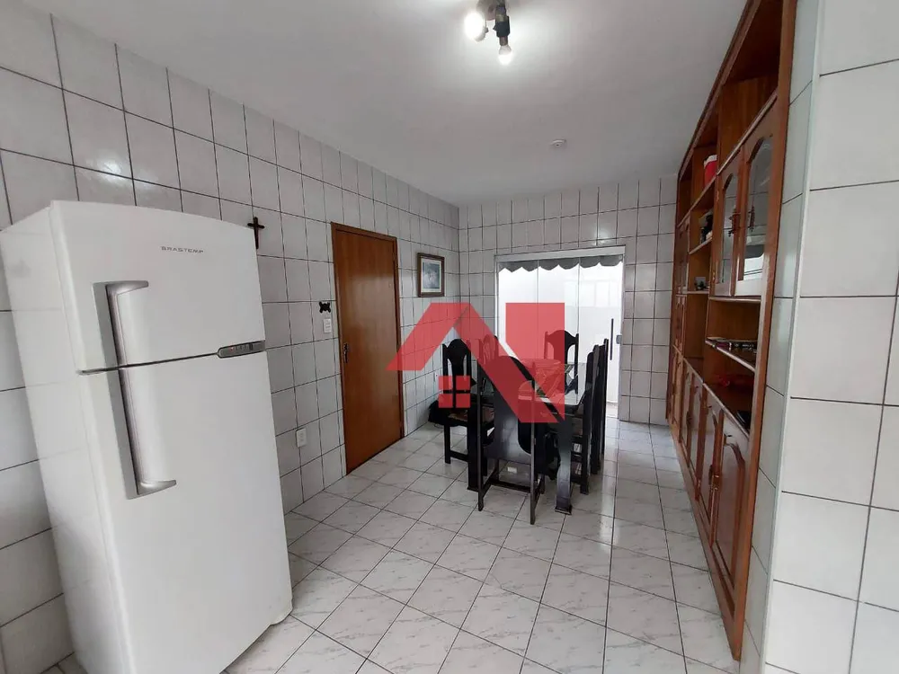 Casa, 3 quartos, 137 m² - Foto 1