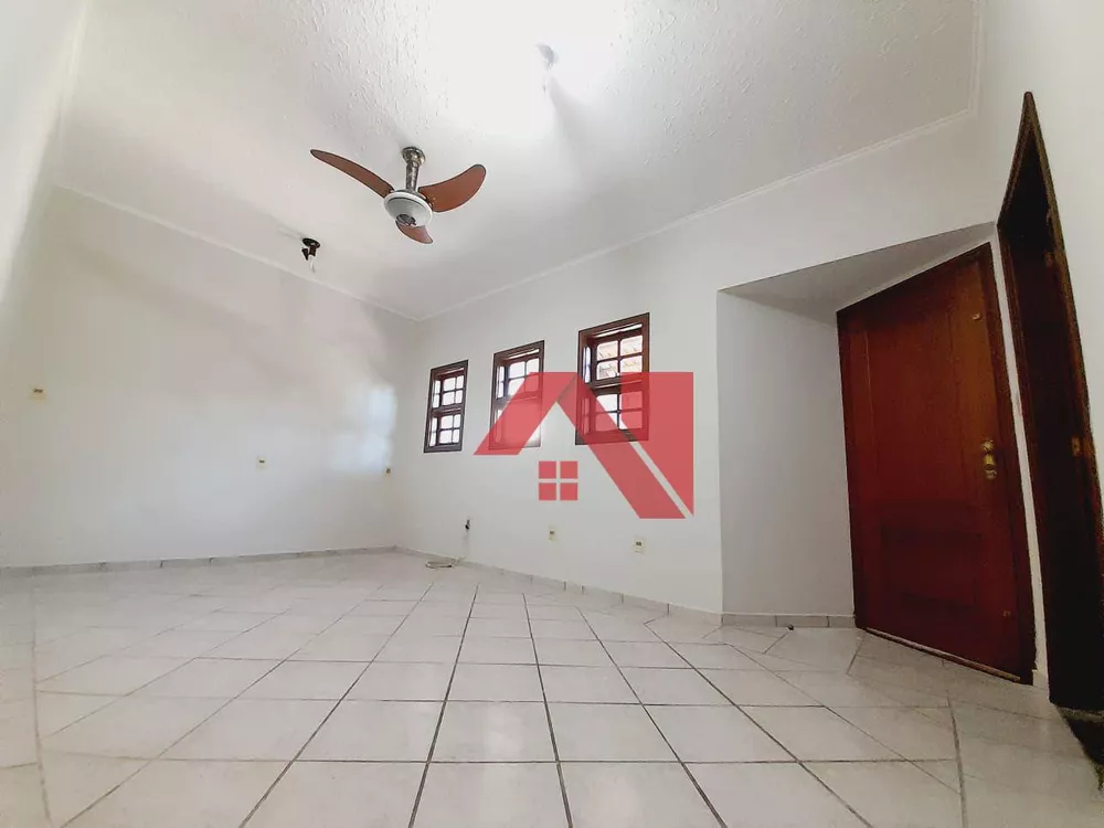 Casa à venda e aluguel com 3 quartos, 164m² - Foto 14