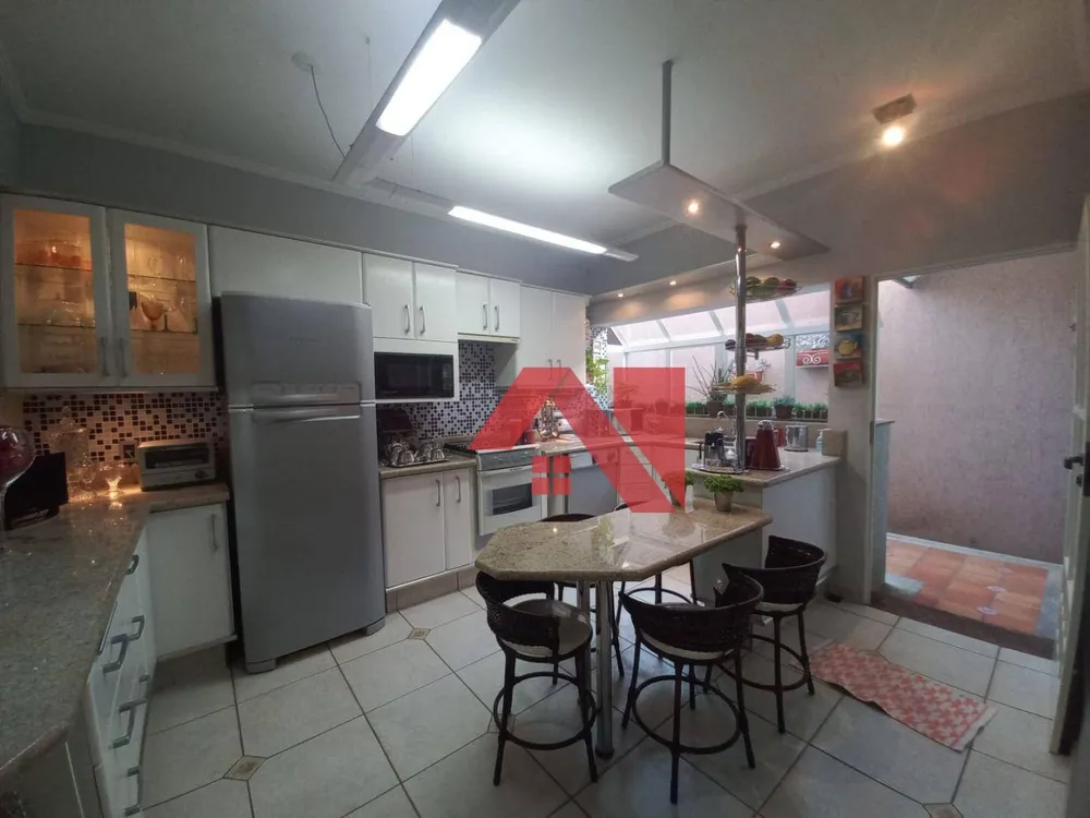 Sobrado, 3 quartos, 380 m² - Foto 3