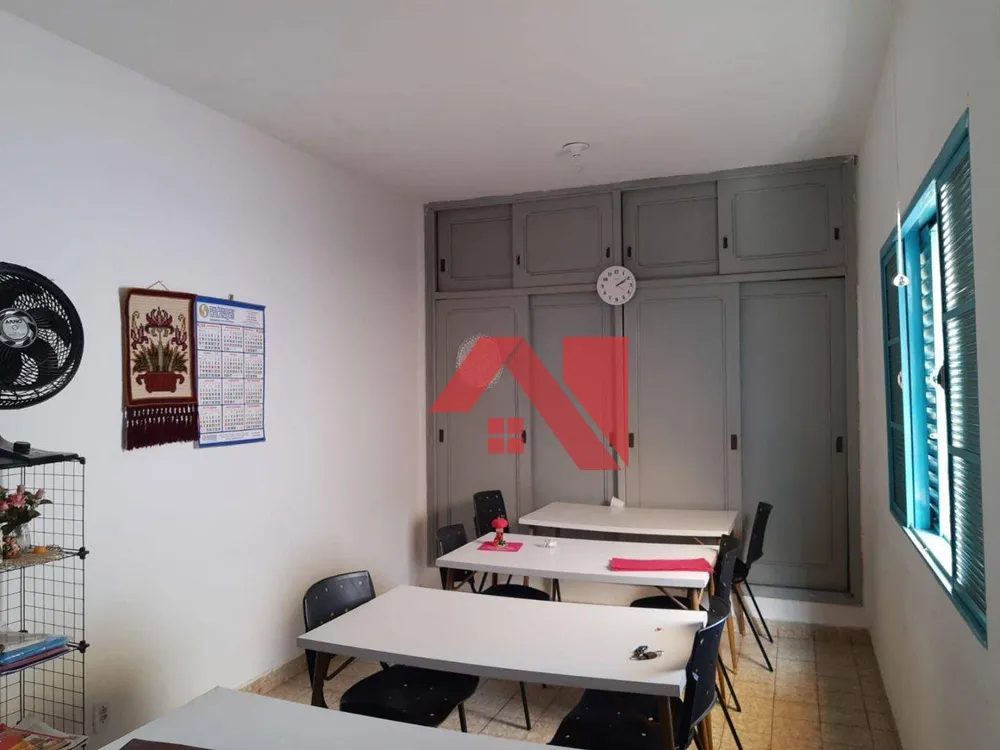 Casa, 8 quartos, 302 m² - Foto 10
