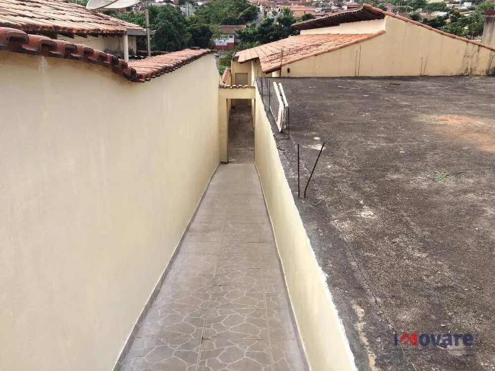 Casa, 3 quartos, 200 m² - Foto 1