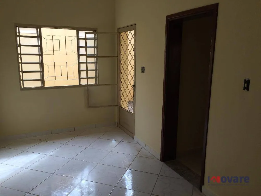 Casa, 3 quartos, 200 m² - Foto 12