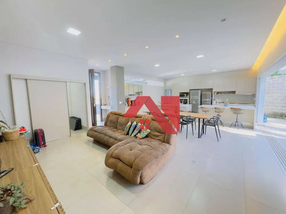 Casa, 3 quartos, 212 m² - Foto 6