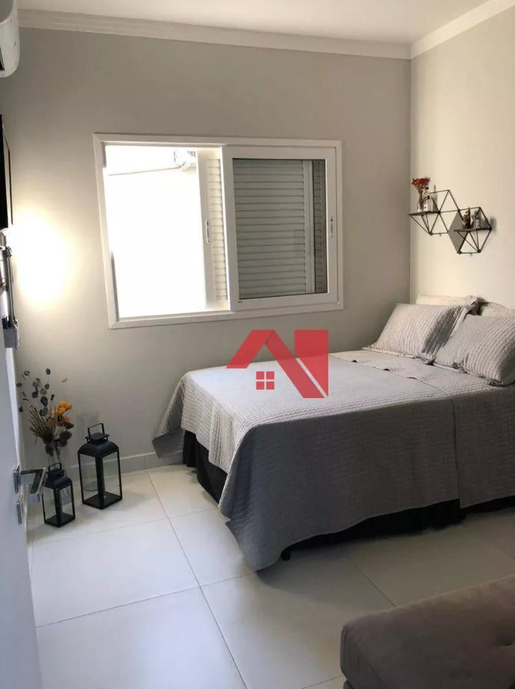 Casa de Condomínio à venda com 3 quartos, 180m² - Foto 2