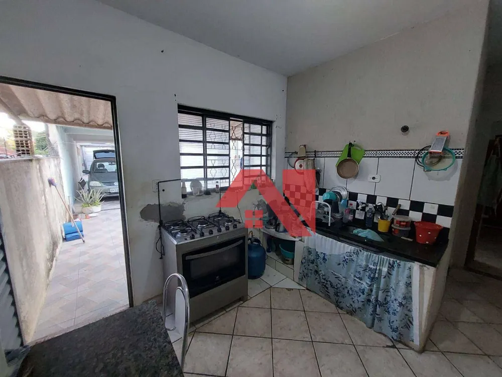 Casa, 3 quartos, 200 m² - Foto 9