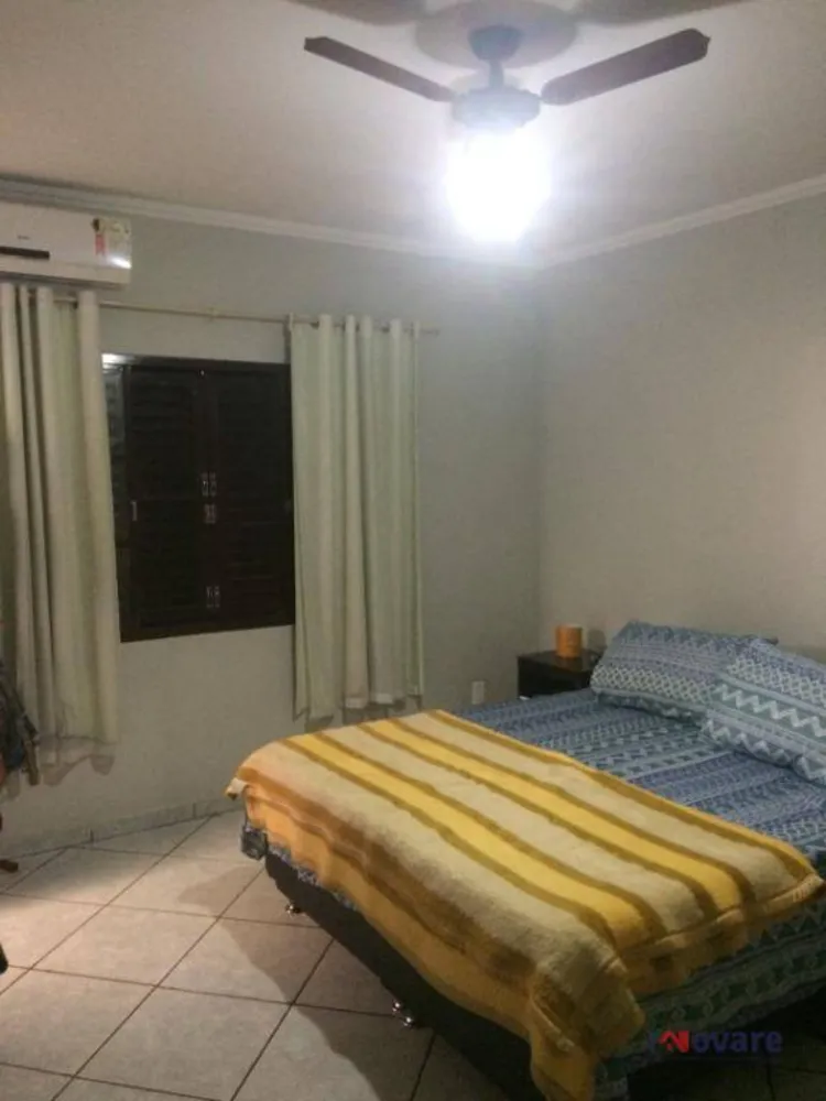 Casa, 3 quartos, 220 m² - Foto 3