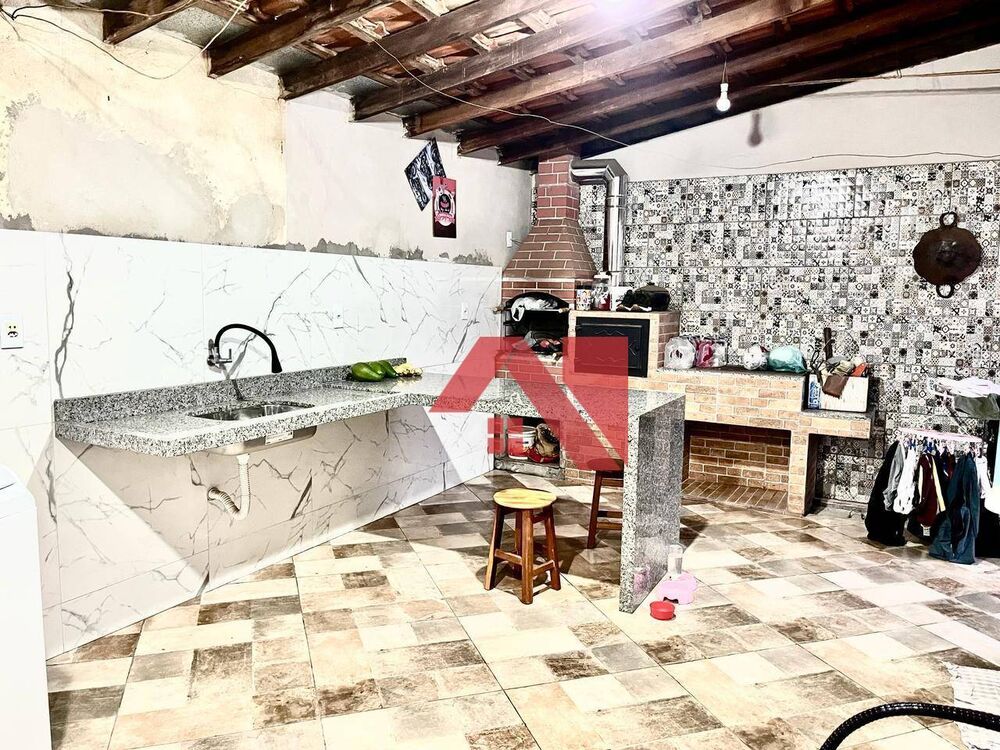 Casa, 3 quartos, 129 m² - Foto 1