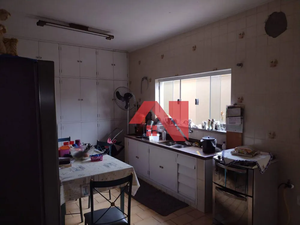 Casa, 4 quartos, 263 m² - Foto 5