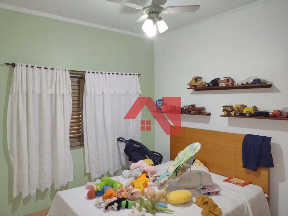 Casa, 4 quartos, 263 m² - Foto 8