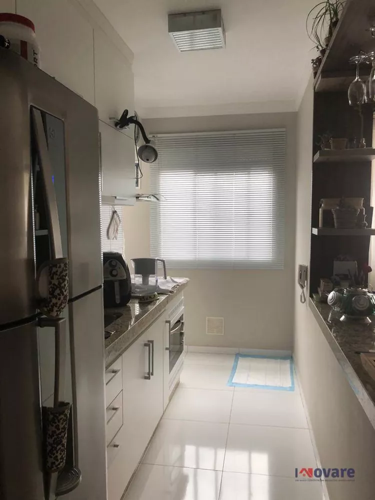 Apartamento à venda com 2 quartos, 55m² - Foto 3