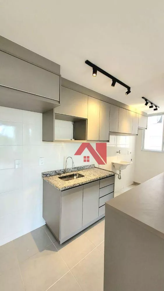 Apartamento à venda com 2 quartos, 55m² - Foto 2