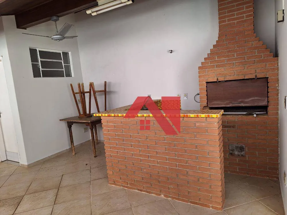 Casa, 3 quartos, 261 m² - Foto 1