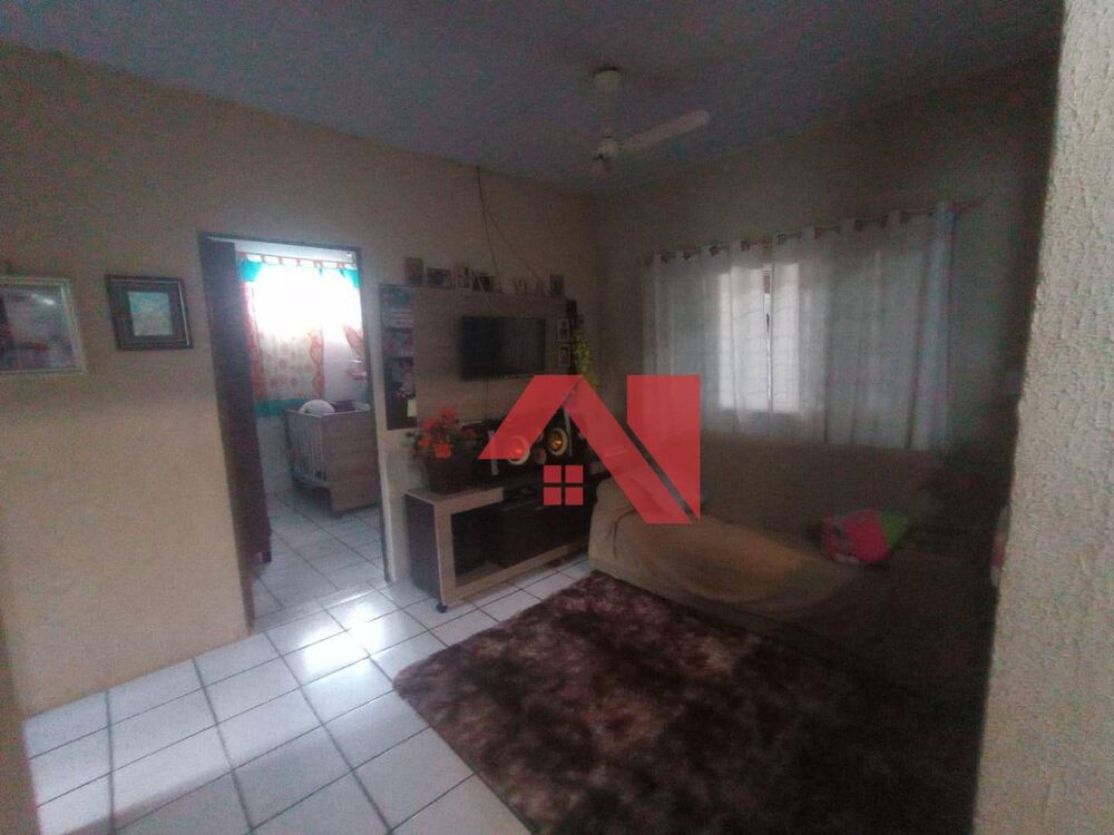 Casa, 2 quartos, 40 m² - Foto 1